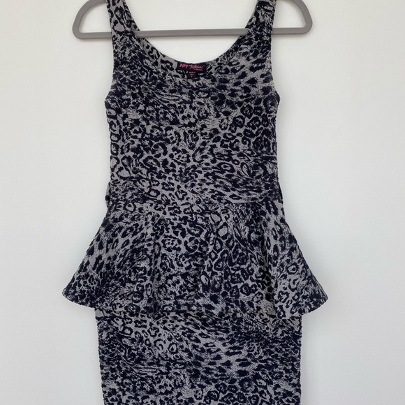 Betsey Johnson Peplum Dress - Picture 8 of 11